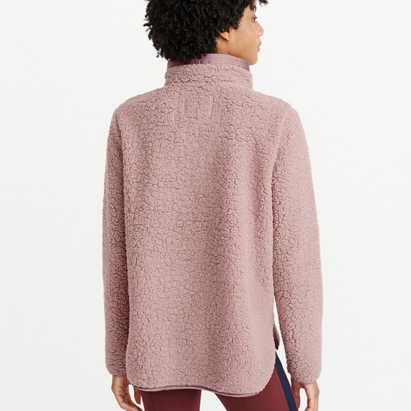 SHERPA HALF-ZIP Pullover - Picture 3 of 13